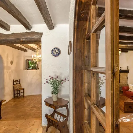 El Revolt De Martis Chalet *